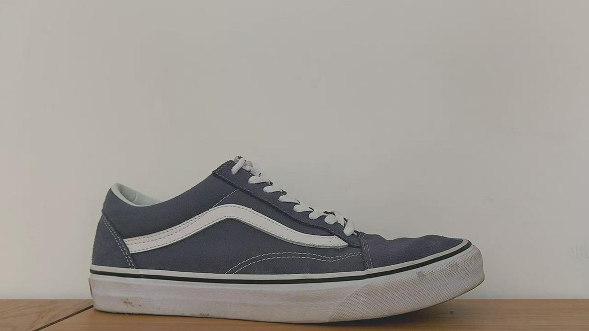 'Video thumbnail for Vans Old Skool Shoes | Quick Look | 360° Tour | Vans Old Skool for Lifting Review'