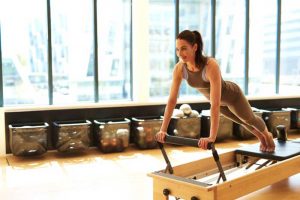 benefits of using the pilates reformer-min