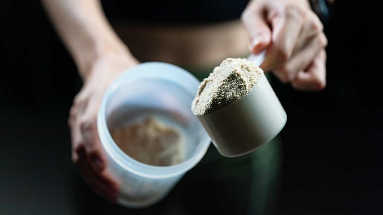 How-to-Get-Bad-Smell-Out-of-Protein-Shaker